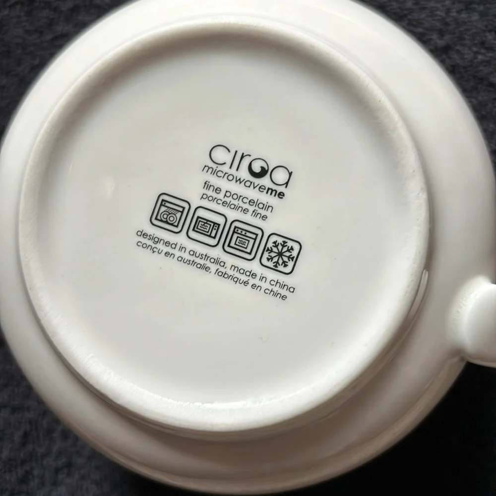 Butterfly Bowl/Cup with lid for microwave